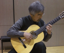 和彦演奏写真禁